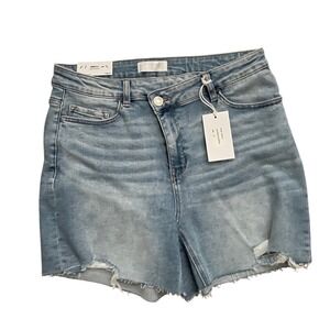 Vervet Blue Rebecca High Rise Distressed Denim Shorts Raw Hem Size 1X